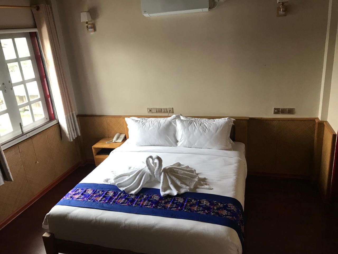 Silver Lake Hotel Nyaung Shwe Exterior photo